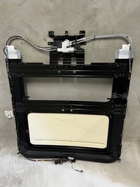 фото thumb №1, Audi a8 d4 4h бежевый стекло крыша люк