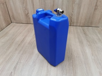 Канистра для воды горизонтальная с краном, 10л.