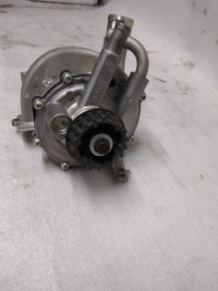 Насос воды mclaren 650s 2019 год 00062231 Недорого, фото thumb