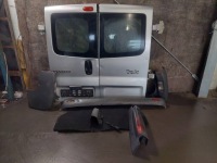 фото thumb №1, Kompletny задняя дверь задние створка бампер лампа renault trafic ii cmg64