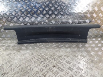 фото thumb №1, Vw golf vii 7 рестайлинг обивка защита na pas задний 5g6863459k