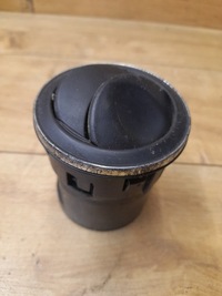 фото thumb №1, Решітка обдув alfa romeo 166