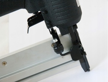 Степлер Nailer Nailer OTTENSTEN 4PRO2в1 +1000 скоб 90/38мм