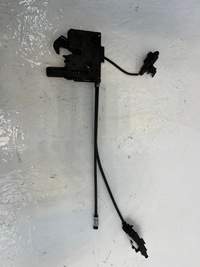 фото thumb №1, Vw audi замки капот 8s0823509b