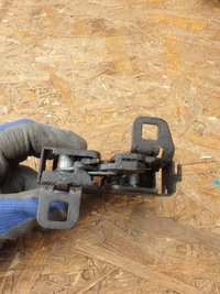 фото thumb №3, Alfa romeo giulia замок капот 50547304