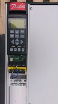 Инвертор Danfoss VLT5042 175Z4171 3PH 42кВт/52.5кВА 61/73А 1000Гц