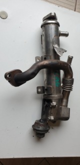 фото thumb №1, Радиатор радиатор выхлопных газов audi a4 b8 8k 2.0 tdi