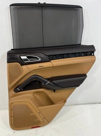 фото thumb №1, Обшивка дверь правый задняя porsche cayenne ii 7p5 цвет cognac espresso шторка