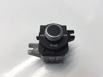 фото thumb №1, Audi q2 81a 21 панель регулювання гучності 81c919616