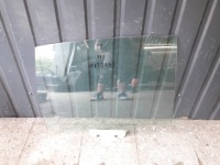 фото thumb №1, Скло правий задня vw phaeton ...6