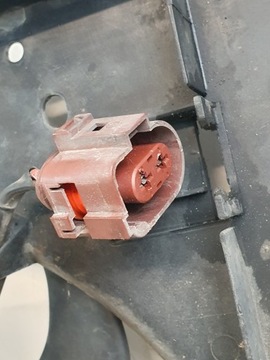 фото thumb №16, Вентилятор радиатор оригинальный номер 1k0121207aa volkswagen passat b6 2.0tdi 06r.