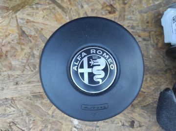 фото thumb №9, Панель консоль alfa romeo giulia