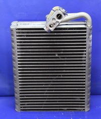 фото thumb №1, Випарник кондиціонера mercedes w221 a2218300158