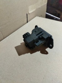 фото thumb №4, Kia sportage iii замок крышки багажника