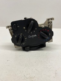 фото thumb №1, Панель кондиционера dacia 69577008