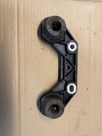 фото thumb №1, Insignia b кронштейн кронштейн выхлоп 23459374