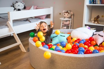 KiddyMoon Сухой круглый бассейн с шариком 1000 шт.
