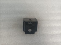 фото thumb №1, Vw golf vii кронштейн крыльев 5g0809471