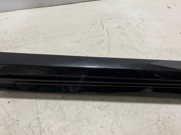 фото thumb №5, #18 corolla e21 sedan поріг захист порогова зовнішня планка ліва 209