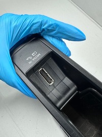 фото thumb №5, Tiguan 5n карман бардачок подлокотника usb port интерфейс 5n0035342d