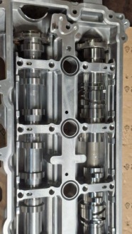 Кришка клапанів з розподільчі вали mercedes-benz a2560160200 Недорого, фото thumb