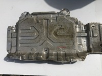 фото thumb №1, Volvo v60 ii 2.0 t8 гибрид защита тепловая плита 31694833