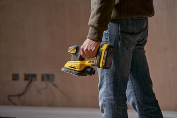 STANLEY Орбитальная шлифовальная машина 135x95 мм SFMCW221B
