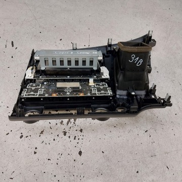 фото thumb №7, Honda civic 8 viii sedan рамка радіо панель радіо дисплей європа