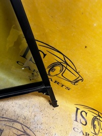 фото thumb №4, Скло двері трикутник задня задня правий права skoda scala