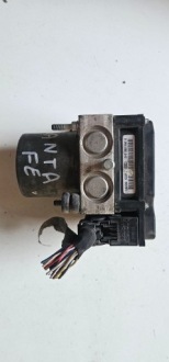фото thumb №8, Hyundai santa fe ii 2 головний гальмівний циліндр модуль керування abs 58910-2b350 0265231771