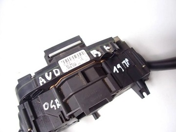 фото thumb №10, Перемикач комбінований підкермові важелі audi a4 b6 04r