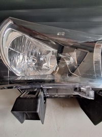 фото thumb №15, Лампа фара перед toyota corolla e16 e17 e18 з led 13-16 права