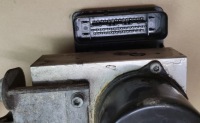 фото thumb №9, Главный тормозной цилиндр модуль управления abs кронштейн mercedes c w203 a0064310312 oem номер eu