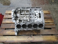 фото thumb №7, Vw touareg 7l 5.0 tdi ayh блок двигуна голий