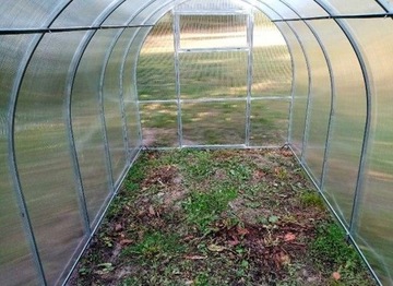 SZKLARNIA z POLIWĘGLANU 2x4m z OCYNK TUNEL 20x20mm
