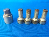 фото thumb №7, Kia sportage iii болти захисні колеса 2012r