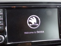 фото thumb №2, Радіо радіопрогравач телефон медіа навігація 5e0919606 skoda octavia iii 13-17