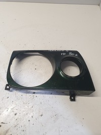 фото thumb №1, Рамка лампы передней правой nissan terrano ii