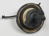 фото thumb №1, Крышка заливной топлива 722239204 bmw x5 2017 rok