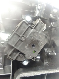 фото thumb №9, Mazda cx50 23- обігрівач повітродувка dh310mjaa01 usa