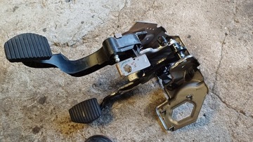 фото thumb №1, Citroen c4 cactus педаль тормоза сцепления 9807334080