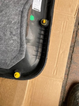 фото thumb №11, Mercedes g класс w463 a463 обивка крышки зад