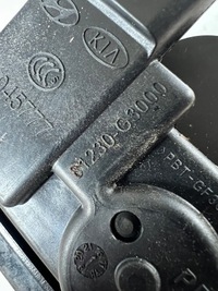 фото thumb №10, Hyundai i30 iii kombi hb 17-20 замок кришки багажника 81230-g3000