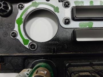 фото thumb №7, Рамка захист панелі розподільчої радіо land rover defender 7h12-045f67 07-14