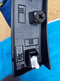 Молдинг накладка крыла заднего правая alfa romeo junior nowa pdc датчик Цена, фото thumb