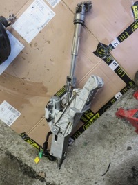 фото thumb №1, Volvo v40 2014 ii колонка кермова з блокування r