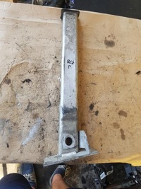 фото thumb №1, Кронштейн зона деформації права peugeot partner