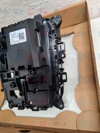 фото thumb №11, Bmw g05 g06 панель консолі центральної домкрат передач 61315a53746 61315a53764