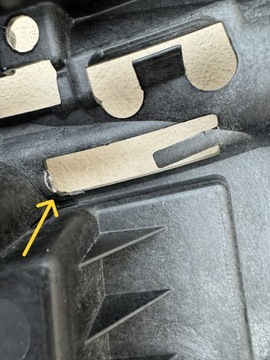 фото thumb №13, Volvo xc90 2 ii 16r- ползун крепление бампера правые зад 31407731