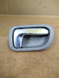 фото thumb №1, Ручка внутренняя toyota corolla e11